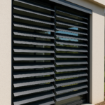 Brise-soleil orientable extérieur : guide complet pour bien choisir